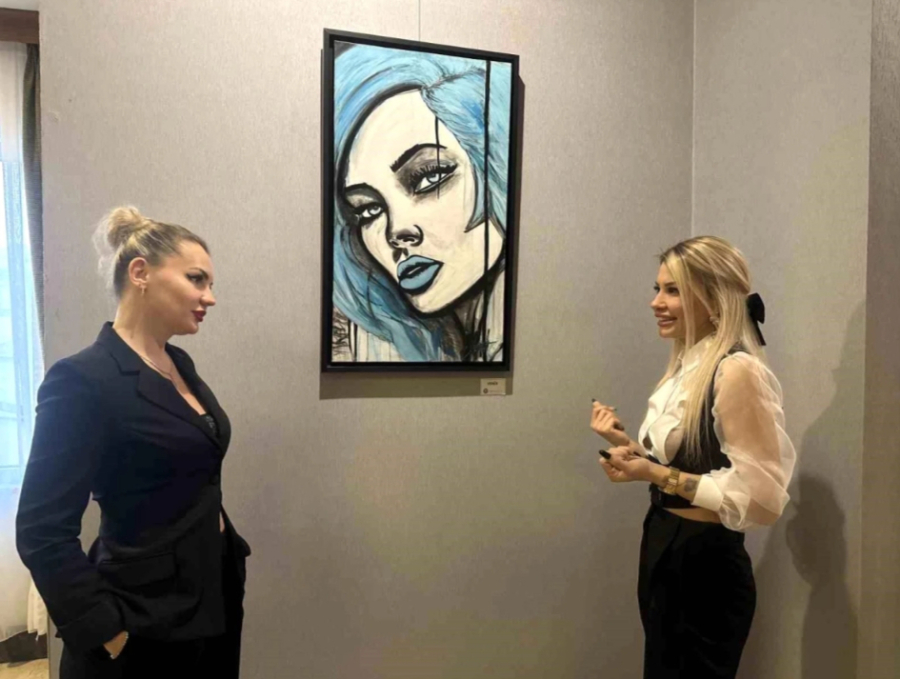 İç Mimar-Ressam Ebru Güve'nin Kişisel Sergisi